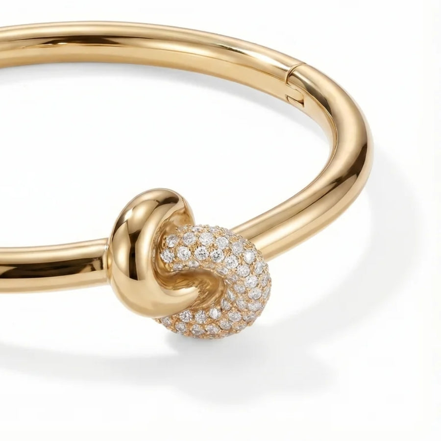 Tennis Knot Cuff Bracelet light reflection