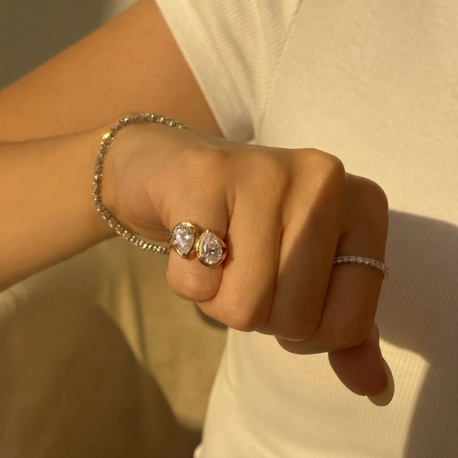 Toi Et Moi Pear Ring | Monrich