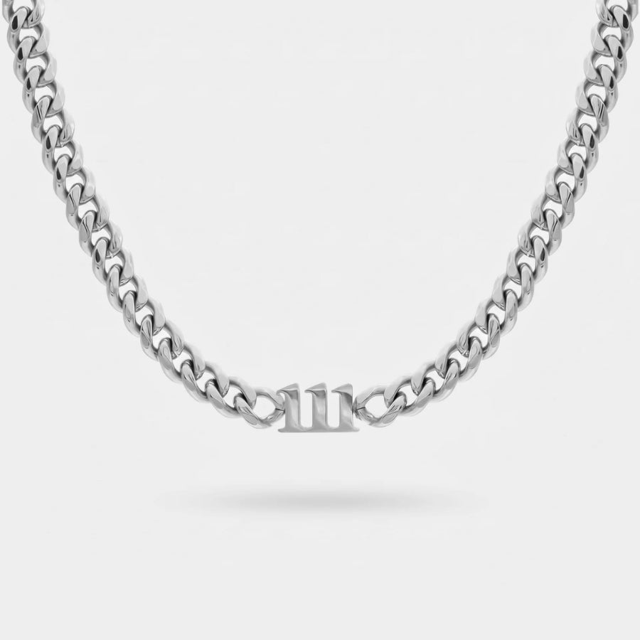 777 Necklace - Angel Number Gold Choker close-up view