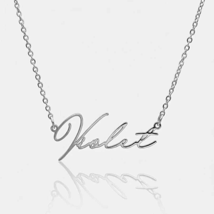 Signature Name Necklace - Dainty Gold Handwritten macro detail